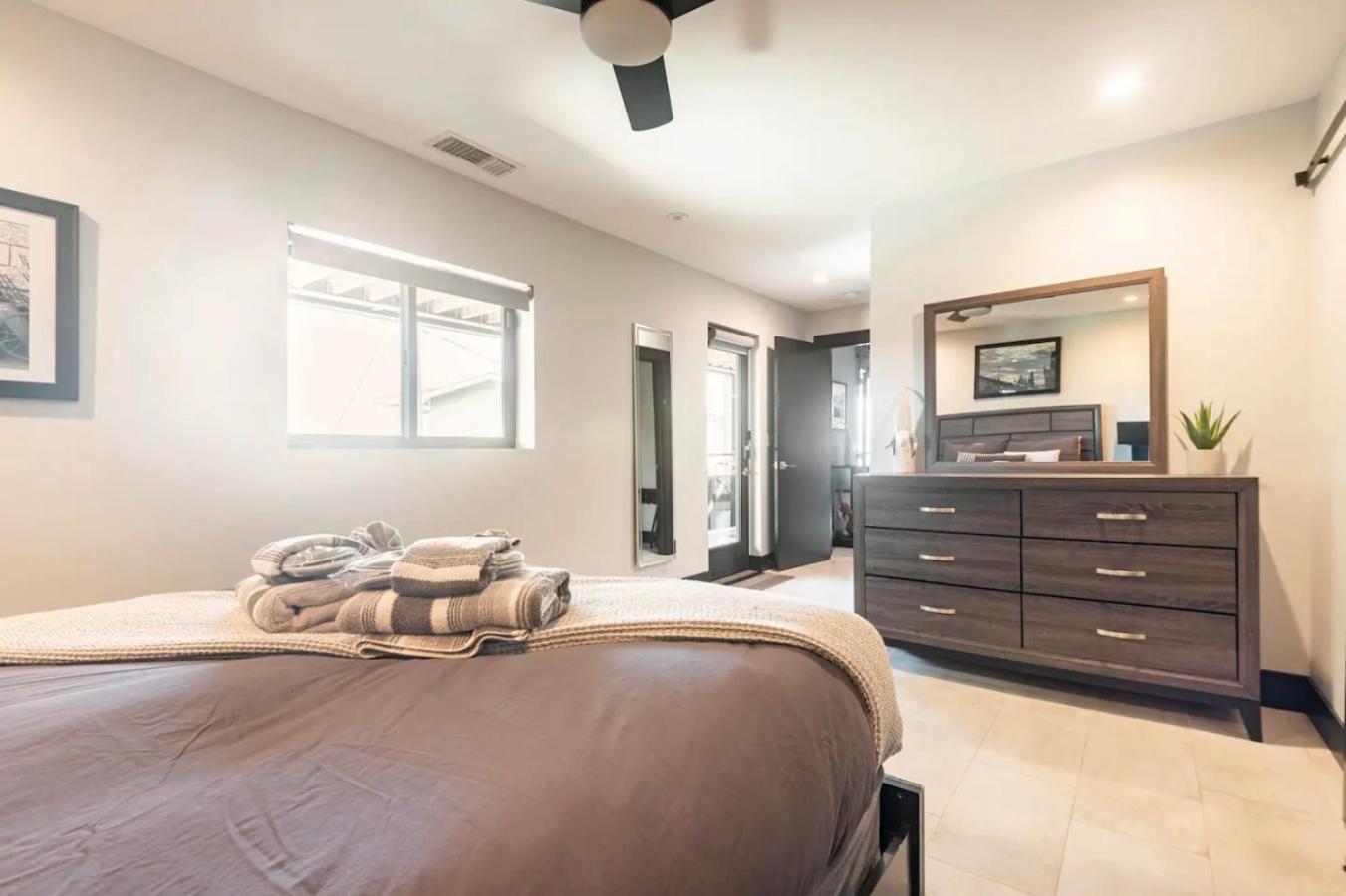 Contemporary Ocean Sunset Views With Firepit Pt Loma Close To Plnu 圣地亚哥 外观 照片